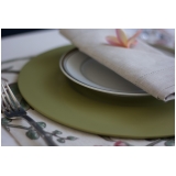 aluguel de sousplat para jantar a dois Itapecerica da Serra