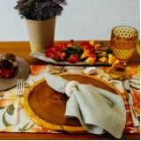 aluguel de sousplat rústico para pratos Chora Menino