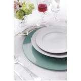 aluguel de sousplat para jantar