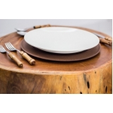 locação de sousplat em aço para jantar Pompéia