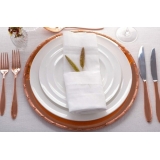 onde encontrar aluguel de suplá para jantar temático Santana