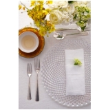 onde encontro aluguel de sousplat para casamento clássico Ponte Rasa