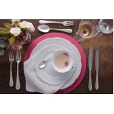 quanto custa aluguel de sousplat em cristal para jantar Vila Anastácio