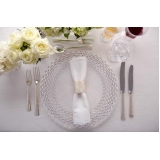 quanto custa locação de sousplat em cristal para jantar Belém