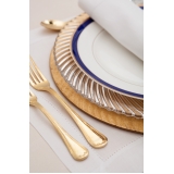 sousplat de cristal para jantar de noivado Tremembé