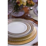 sousplat de cristal para noivado preço Pacaembu